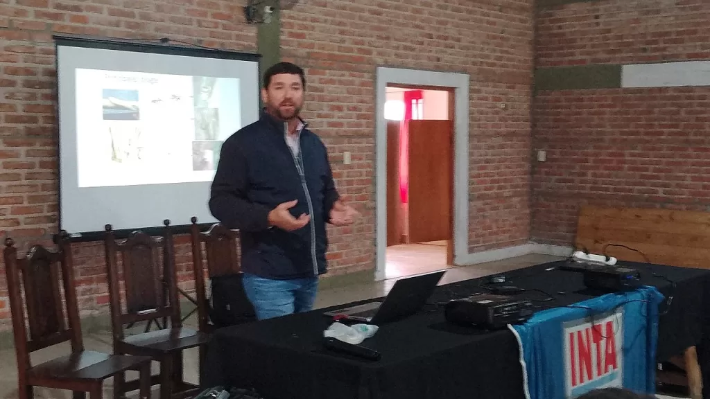 Curso de actualización para aguadores de arroz