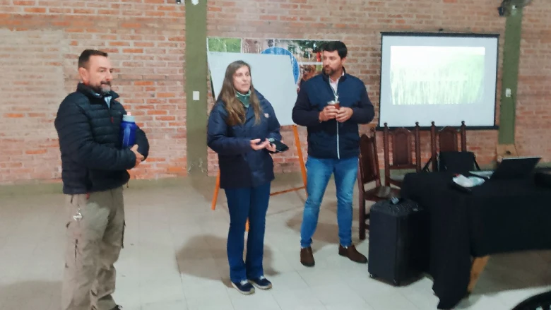 Curso de actualización para aguadores de arroz