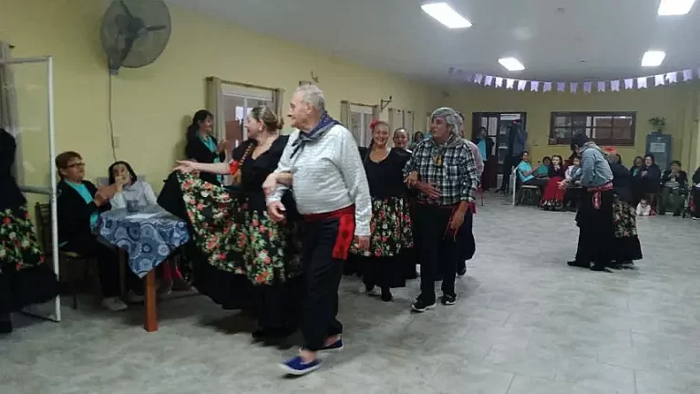 46 ANIVERSARIO RESIDENCIA DE ADULTOS MAYORES (12)