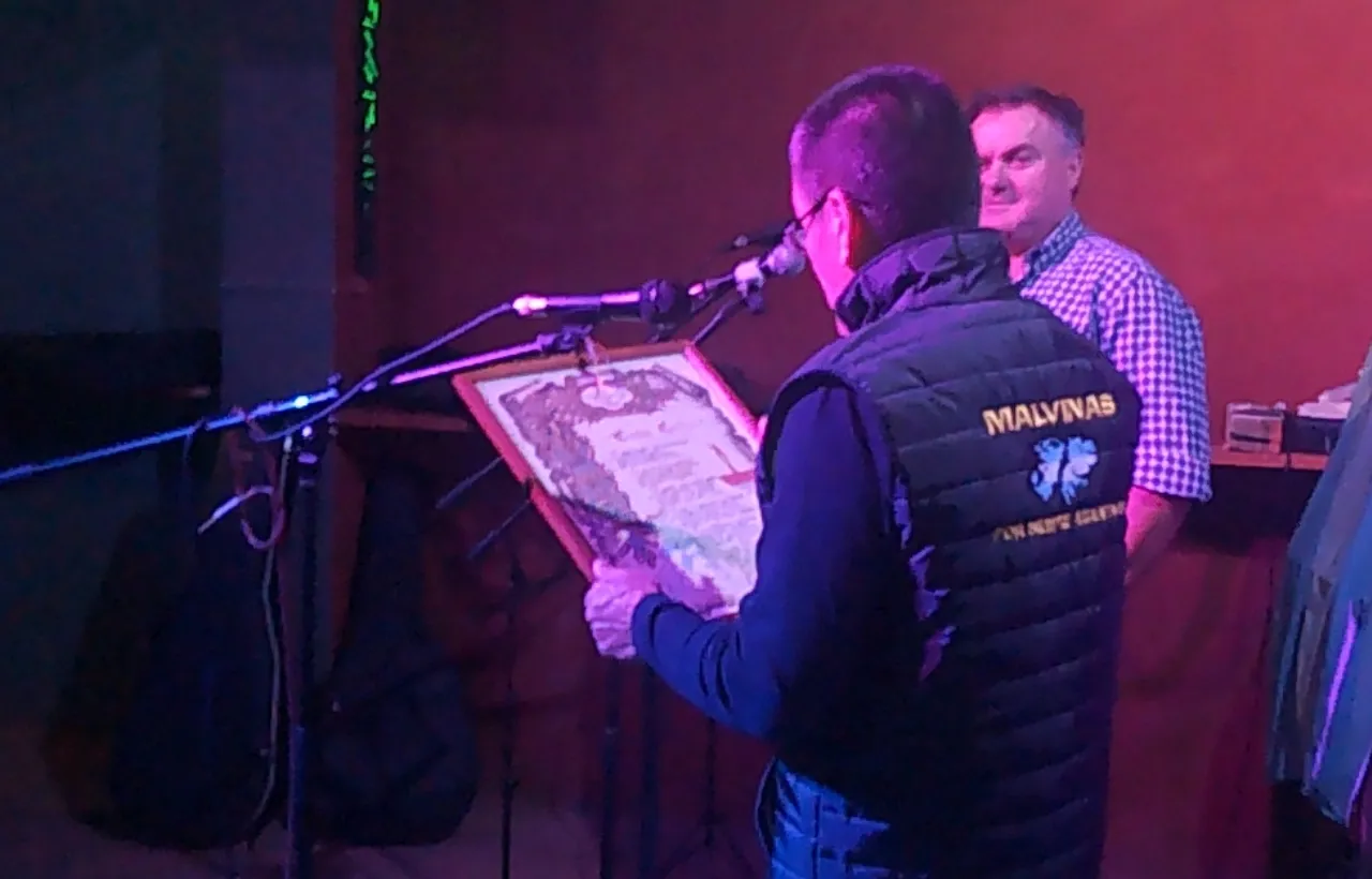 Homenaje a veteranos y vigilia por Malvinas