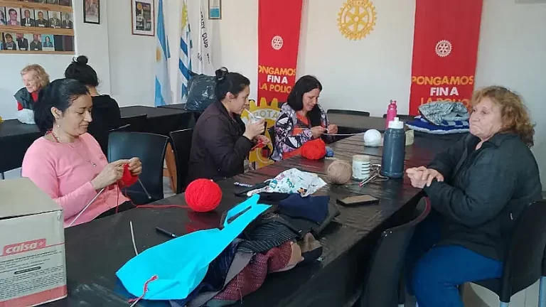 TEJIDO A DOS AGUJAS