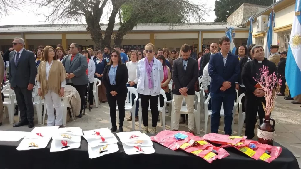 San Javier: Homenaje a Sarmiento y acto por el día del Maestro