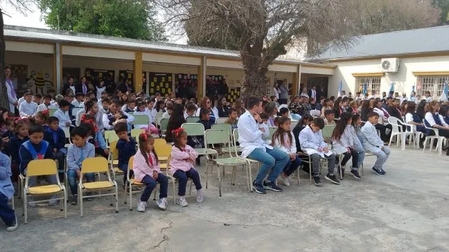 San Javier: Homenaje a Sarmiento y acto por el día del Maestro