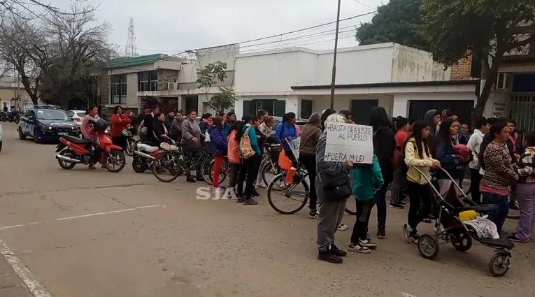 San Javier: Marcha de rechazo al veto a la movilidad jubilatoria San Javier: Marcha de rechazo al veto a la movilidad jubilatoria