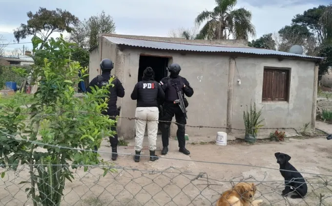 PDI SAN JAVIER DETUVO A UN HOMBRE POR PRIVACION DE LIBERTAD 1
