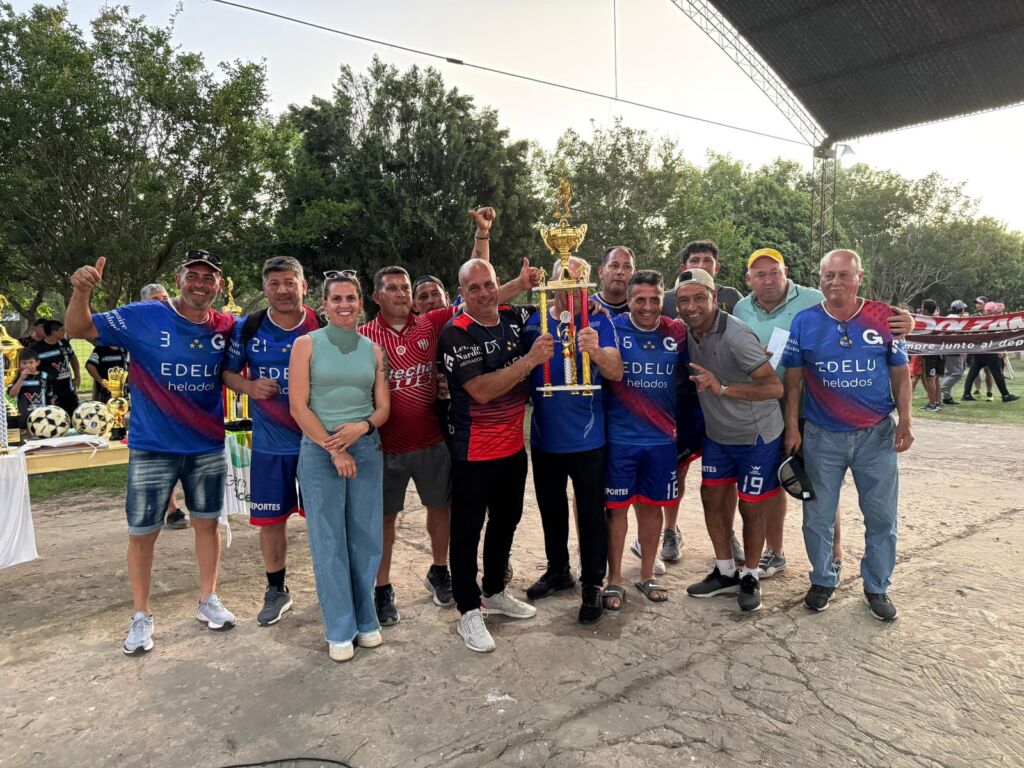 Maribel González encabezó la ceremonia de cierre del Torneo Homenaje 2024 a Jorge "Titunga" Bugnon y Copa Carlos Aboli