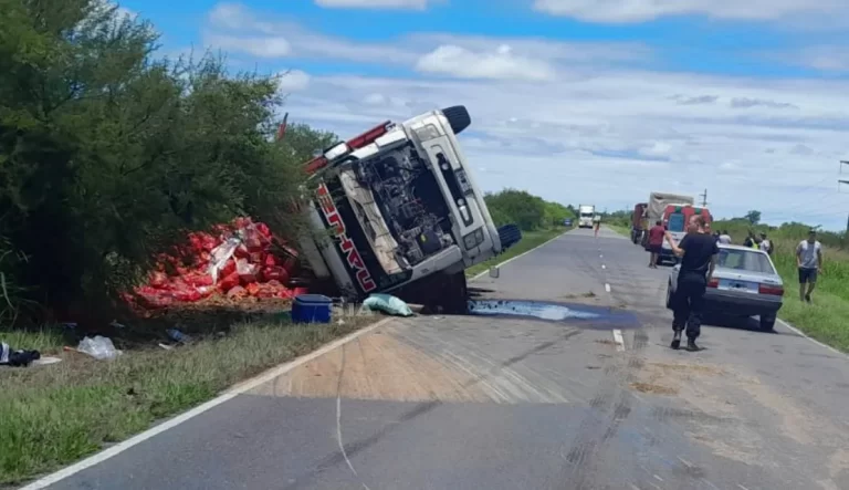 VUELCO DE CAMION
