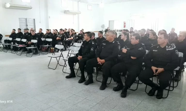 CAPACITACION POLICIAL 4