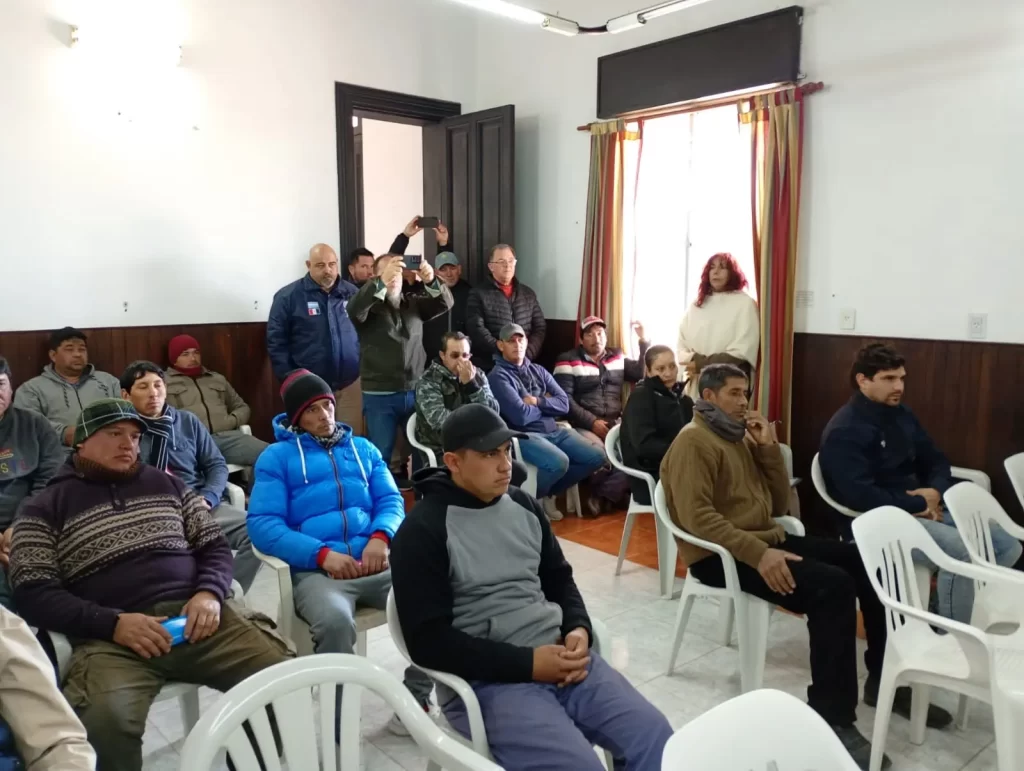 Comenzó el curso de capacitación para operadores de maquinaria vial en San Javier