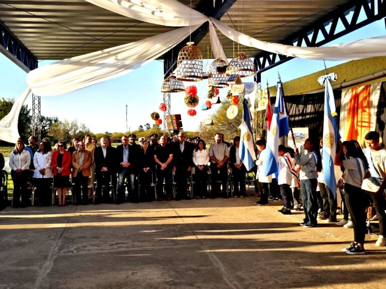 Celebración-del-Centenario-de-la-Escuela-N.º-106-en-Colonia-Teresa