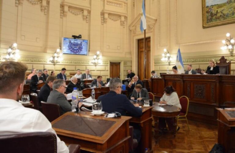 MEDIA SANCION PARA LA OBRA DEFENSA COSTERA