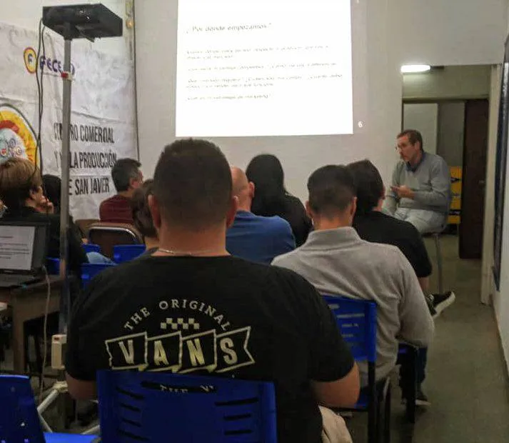 capacitacion-planificar-a-mediano-plazo-en-el-centro-economico-de-san-javier