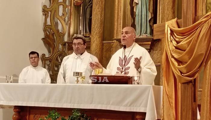 monsenor-fenoy-animo-a-la-comunidad-de-san-javier-a-vivir-con-intensidad-la-vida