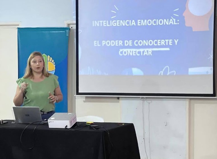 salud-mental-exitosa-jornada-sobre-inteligencia-emocional-en-san-javier