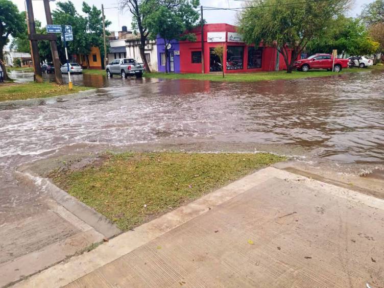 acumulacion-de-agua-en-san-javier-tras-la-intensa-lluvia