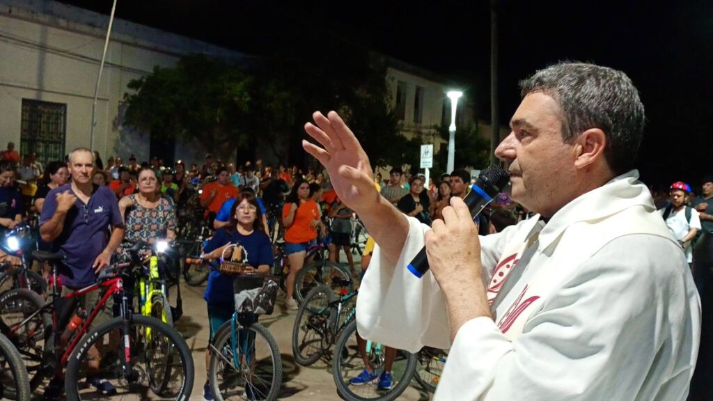 san-javier-multitudinaria-bicicleteada-nocturna-somos-la-luz-de-san-javier