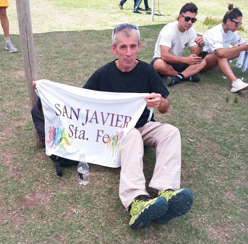 horacio-roda-en-el-podio-de-la-corre-caminata-de-san-jose-del-rincon