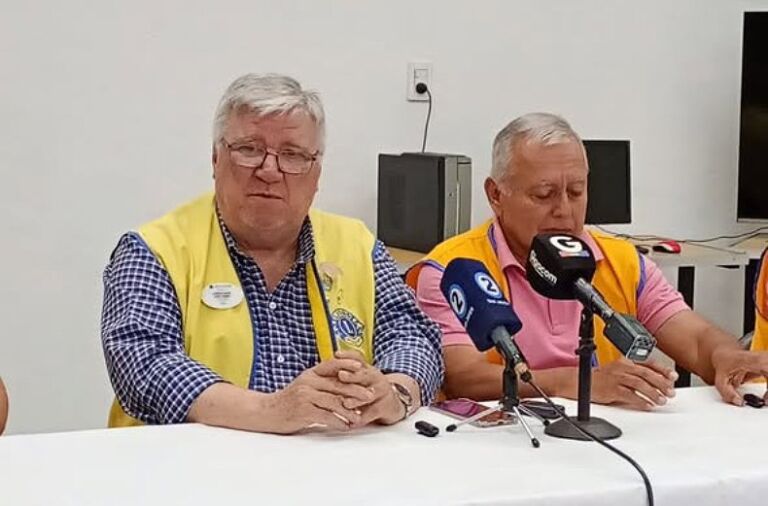 Visita del gobernador Alfredo Lopez Torres al Club de leones de San Javier (1)