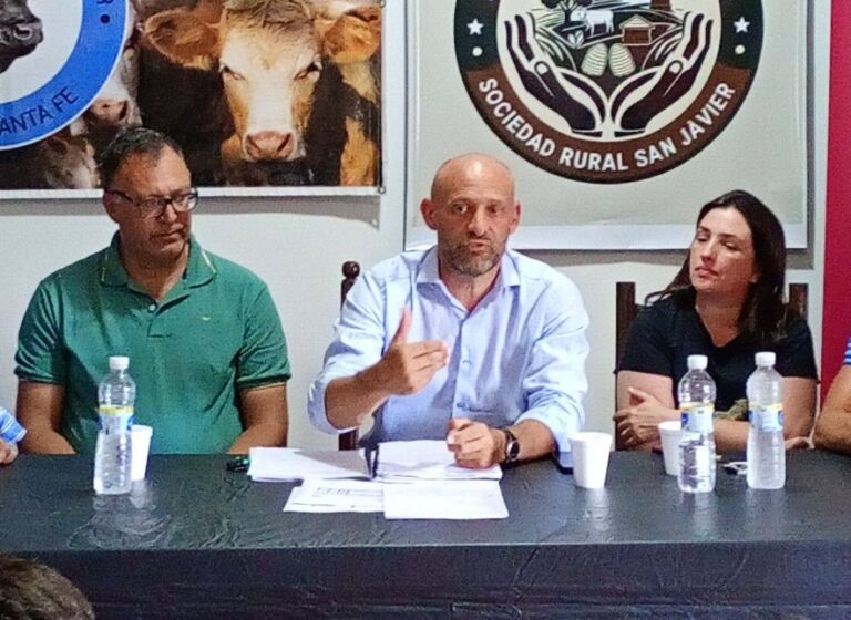 Visita del Ministro Gustavo Puccini a San Javier (1)