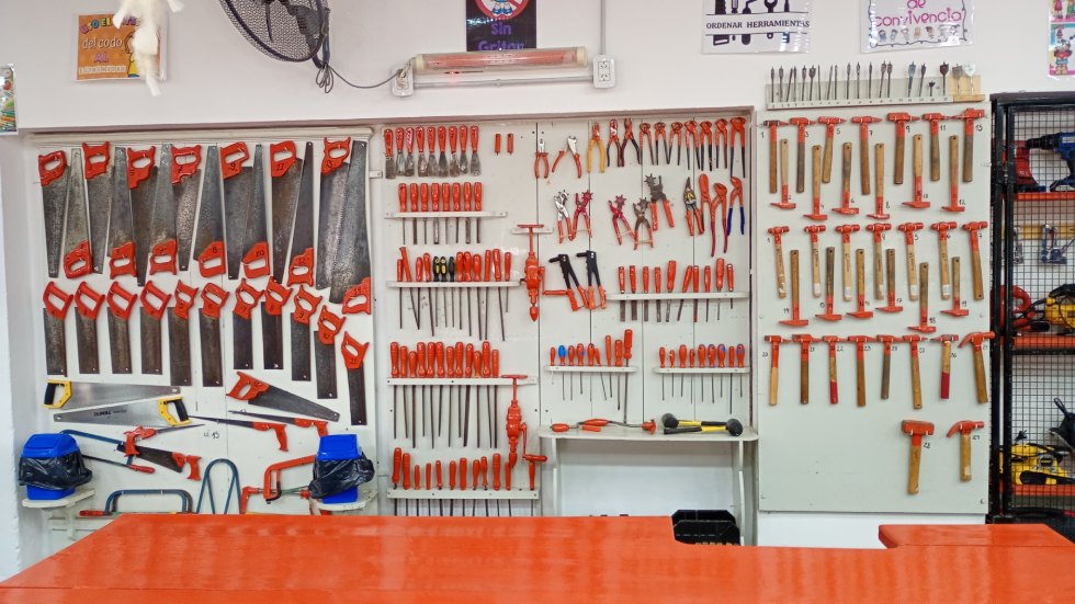 carlos-fournel-asumio-la-direccion-del-taller-manual-santos-segovia-de-san-javier