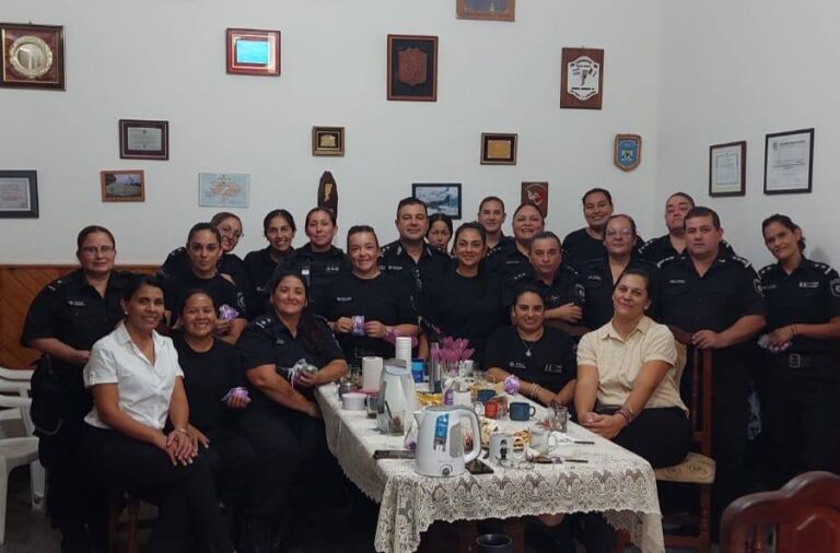 Homenaje a las mujeres en la Unidad Regional XIV San Javier (1)