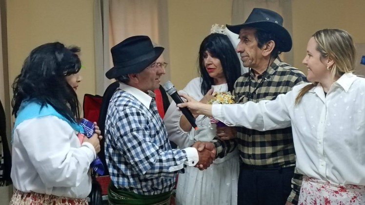 Emoción y debut actoral en la Residencia “Nuestra Sra. De la Merced”