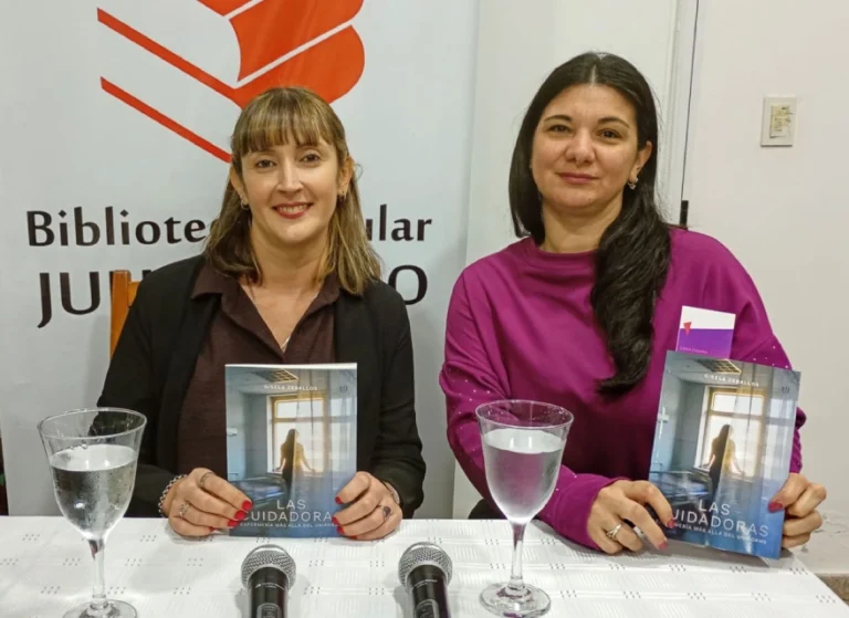 Gisela Zeballos presentó en San Javier su libro Las cuidadoras (1)