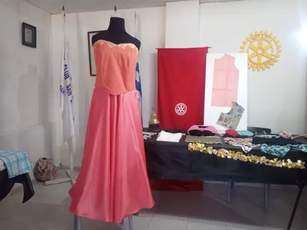 El arte de coser en San Javier: finalizó con éxito una nueva edición del taller de corte y confección