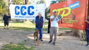 Luis Torrieri y Alcodes Gororisto en la marcha por la educación pública