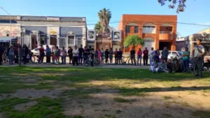 Multitud de San Javier en la marcha por la educación pública
