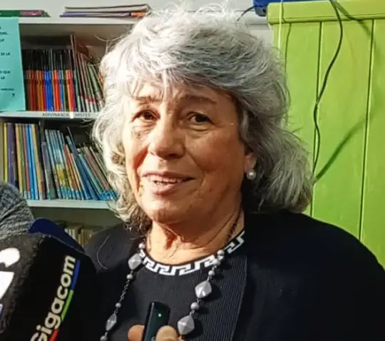 Olga Migno presentó su nueva novela El Retrato en San Javier (2)