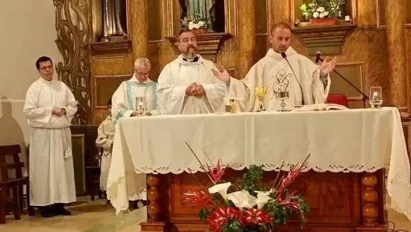 San Javier acompañó a Darío Melgarejo en el anuncio oficial de su ordenación diaconal (5)